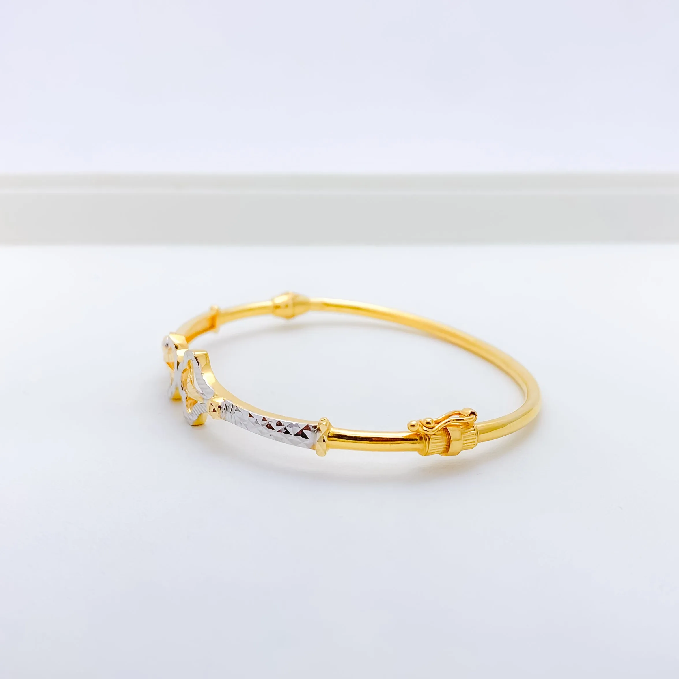 Beautiful Symmetrical Bangle Bracelet