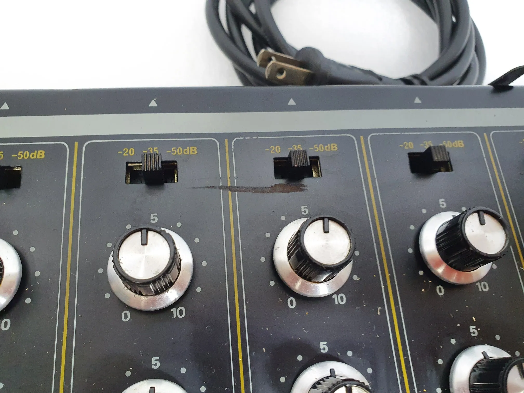 Boss KM-6A Mixer