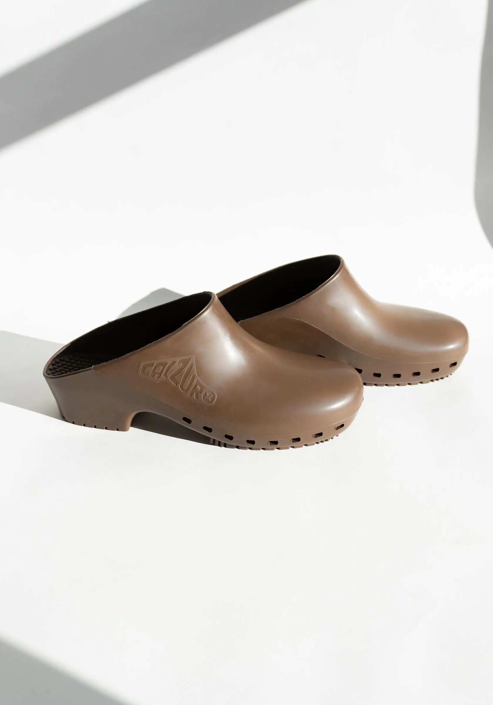 Classic Clog in Brown