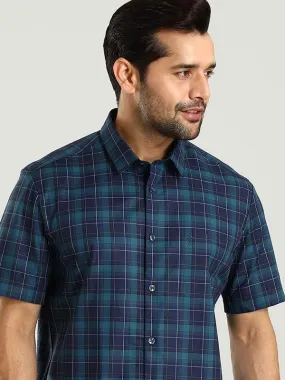 Men Checked Half Sleeve Cotton Shirt