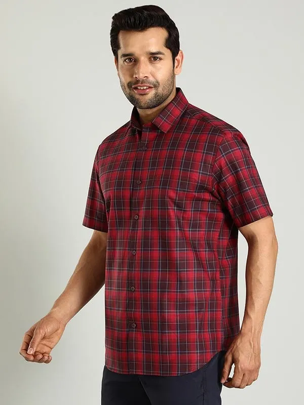 Men Checked Half Sleeve Cotton Shirt