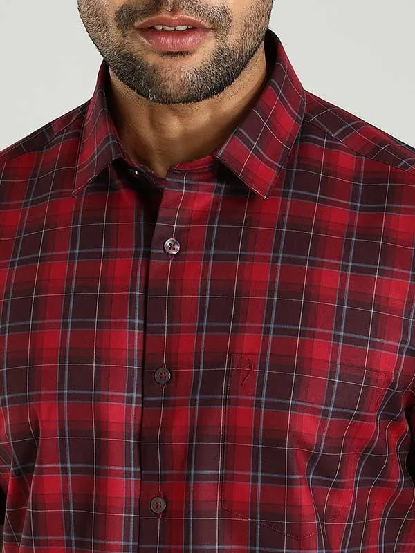 Men Checked Half Sleeve Cotton Shirt